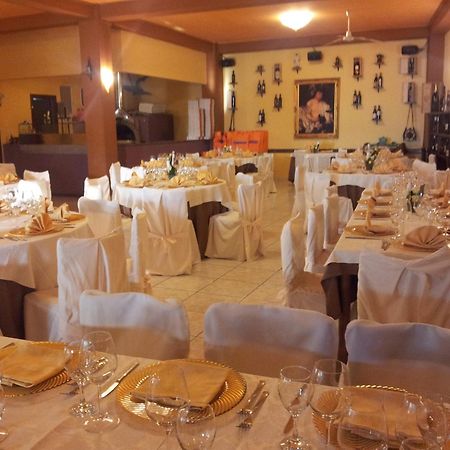 Albergo B&B Antica Trattoria Bacco Circello Екстериор снимка